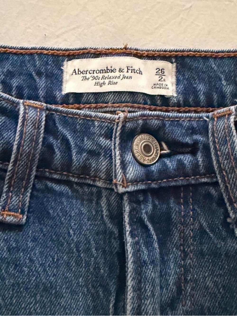 Abercrombie & Fitch 90s Relaxed Fit Jeans - Picture 5 of 6